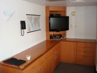 bbc islander - eems christiaan lift